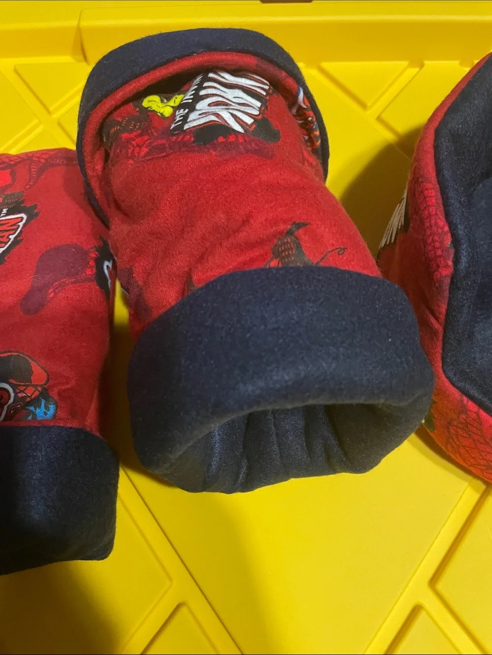 Cuddle Cup pet bed  Spider-Man Fleece